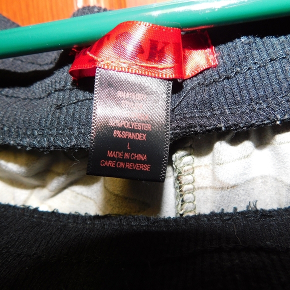 pants - Picture 2 of 3